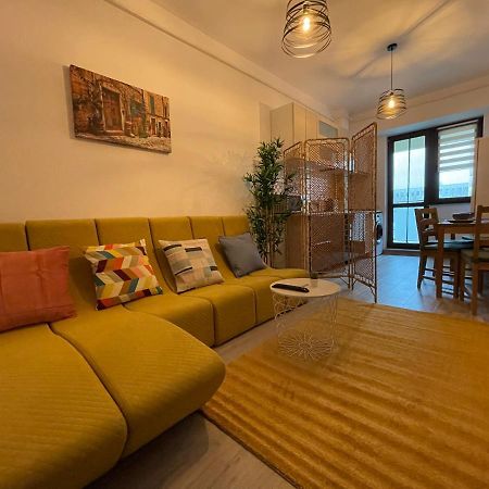 Apartment Near Palas Mall Iasi Eksteriør billede