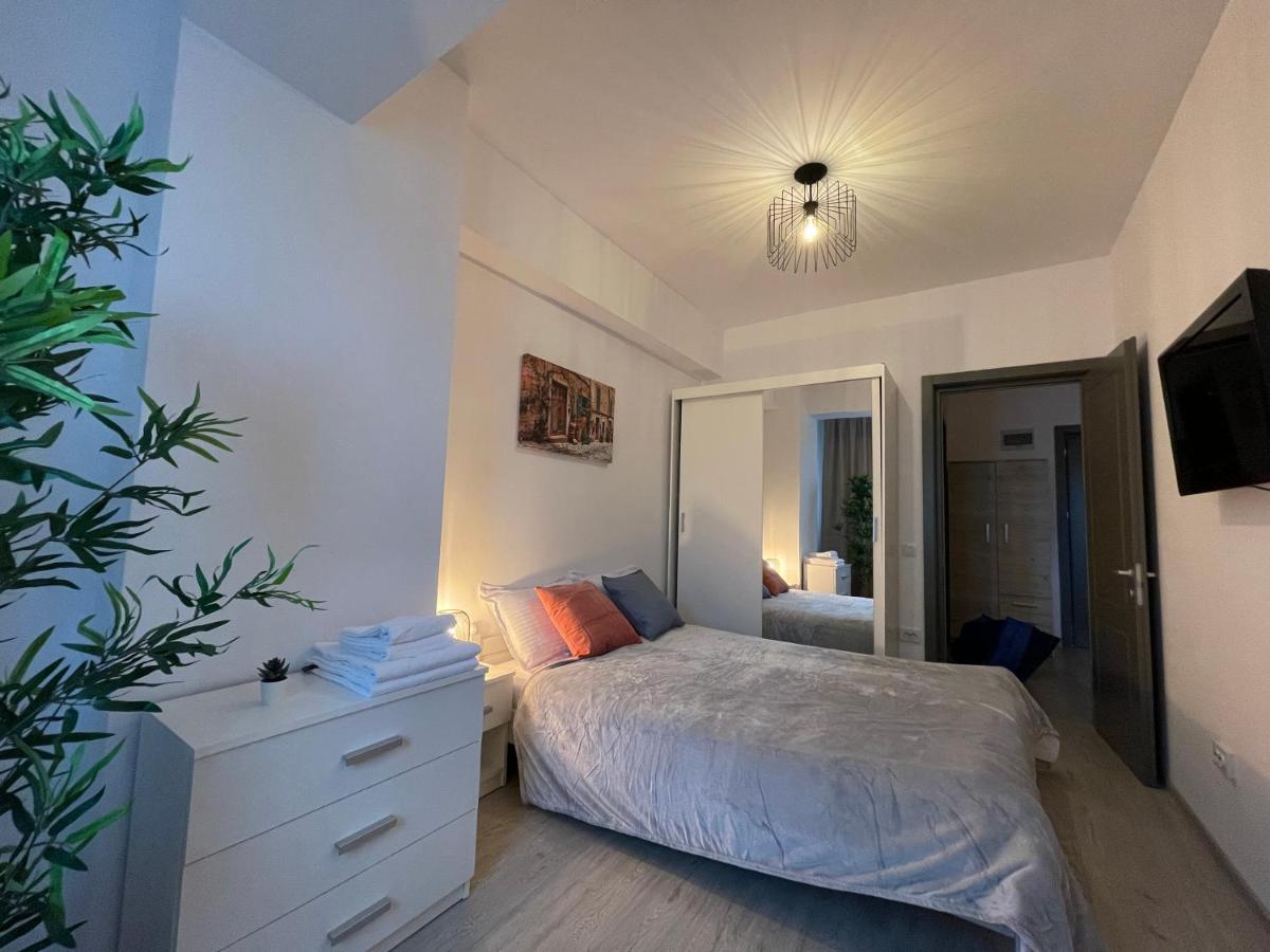 Apartment Near Palas Mall Iasi Eksteriør billede