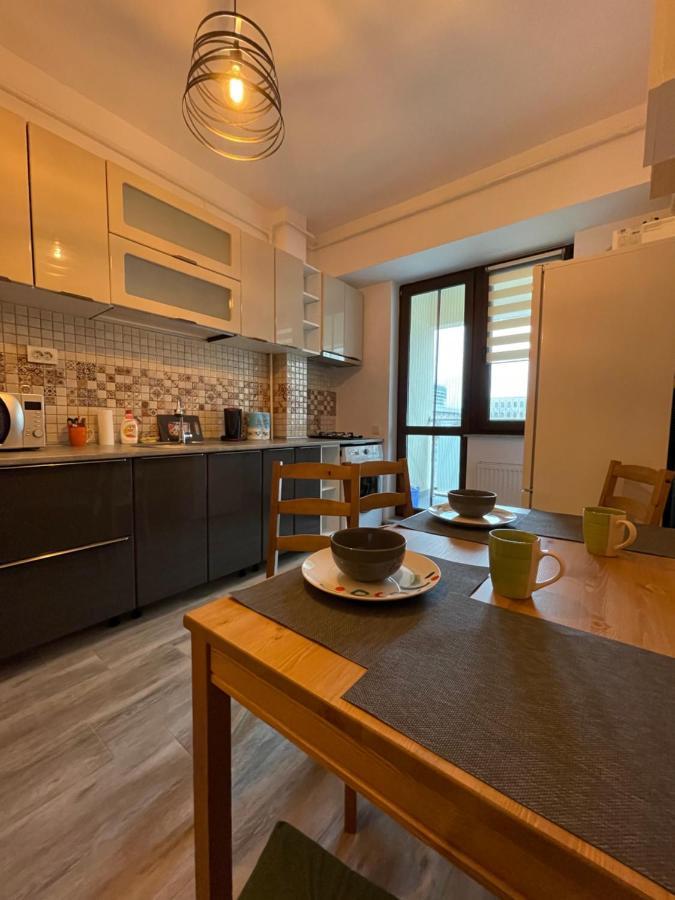 Apartment Near Palas Mall Iasi Eksteriør billede